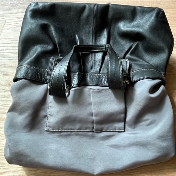 Authentic COACH Soho Large Black Pleated Tote / Shoulder Bag - Picture 7 of 13